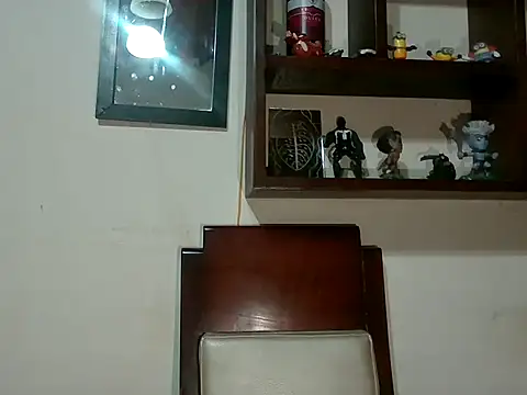 Snapshot of Babe-sofi chatting on 10.26.25 Babe-sofi online show from 10.26.25