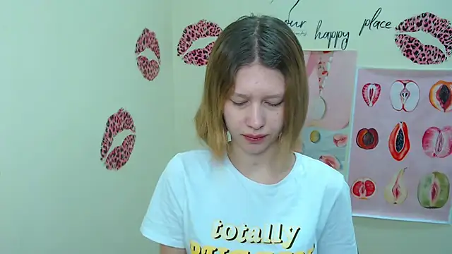 Snapshot of StellaCRL chatting on 02.17.25 StellaCRL online show from 02.17.25