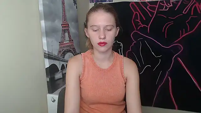 Snapshot of StellaCRL chatting on 09.25.25 StellaCRL online show from 09.25.25