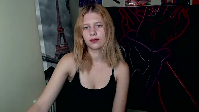 Snapshot of StellaCRL chatting on 10.19.25 StellaCRL online show from 10.19.25