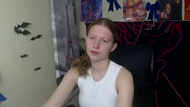Snapshot of StellaCRL chatting on 04.28.26 StellaCRL online show from 04.28.26