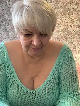 Laura Millf online show from 02.27.25