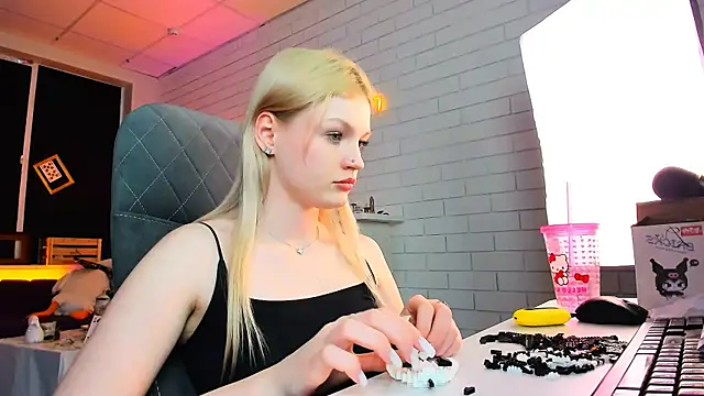 GraceGlamour online show from 01.09.25