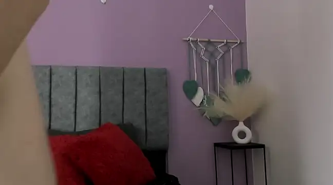 Snapshot of PamelaMK chatting on 01.26.25 PamelaMK online show from 01.26.25