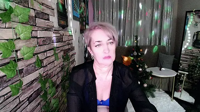 Snapshot of Hot_Girl87 chatting on 01.08.25 Hot Girl87 online show from 01.08.25