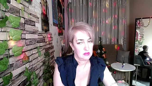 Snapshot of Hot_Girl87 chatting on 01.10.25 Hot Girl87 online show from 01.10.25