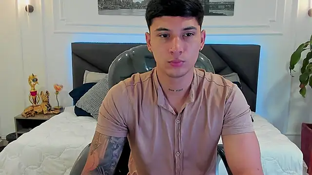 Snapshot of Damian23__ chatting on 02.16.26 Damian23 online show from 02.16.26