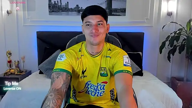 Snapshot of Damian23__ chatting on 03.17.26 Damian23 online show from 03.17.26