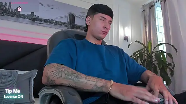 Snapshot of Damian23__ chatting on 03.20.26 Damian23 online show from 03.20.26