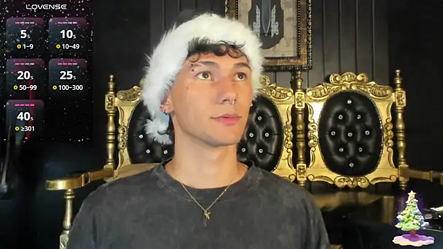 Snapshot of Alexx_tc chatting on 12.27.24 Alexx tc online show from 12.27.24