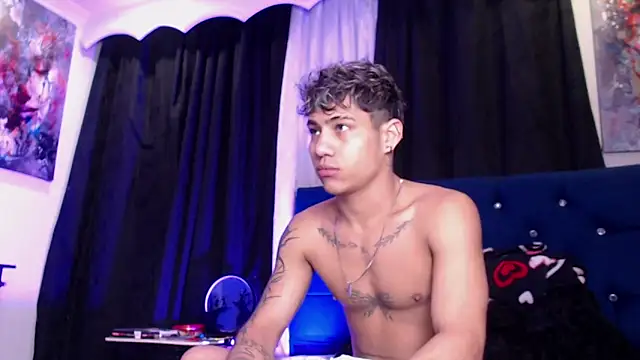Sexys Boys Hot1 online show from 05.26.26