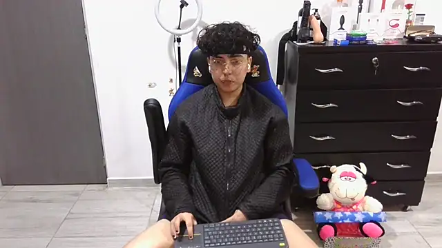 thomascooper7 online show from 03.10.25