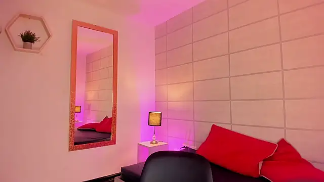 Snapshot of Christine_Laam chatting on 03.17.26 Christine Laam online show from 03.17.26