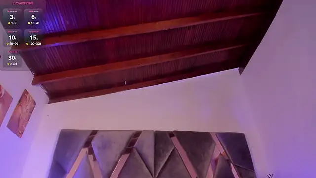 Snapshot of Milan_ebony chatting on 11.29.25 Milan ebony online show from 11.29.25