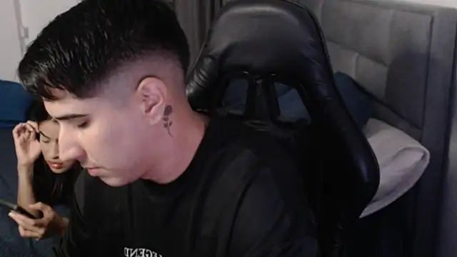 dereckbrownn online show from 12.12.24