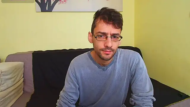 Snapshot of HungEddy chatting on 10.09.25 HungEddy online show from 10.09.25