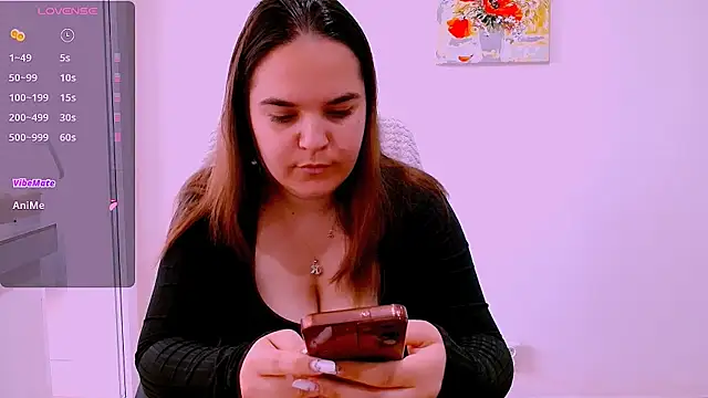 Snapshot of Ella-Diamond chatting on 05.22.26 Ella-Diamond online show from 05.22.26