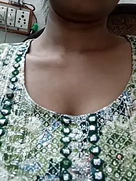 Rajni-Mehra online show from 03.22.25