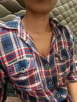 Rajni-Mehra online show from 11.30.25