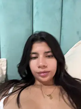 Snapshot of adop_me__ chatting on 06.29.26 adop me online show from 06.29.26