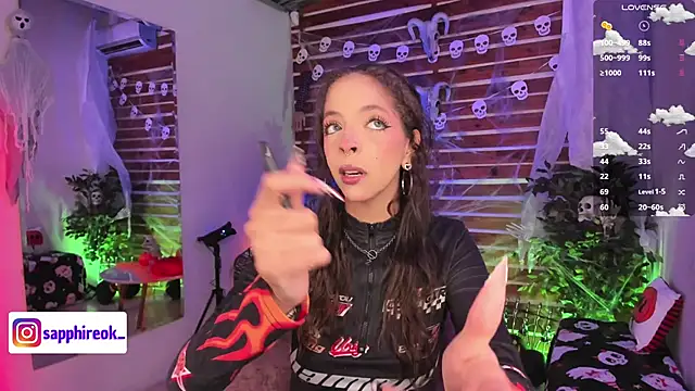 Sapphire Venuss online show from 10.26.25