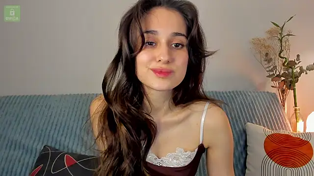 erika hoiree online show from 12.10.24