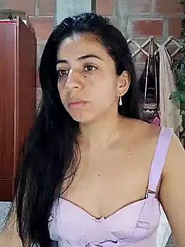 Snapshot of anngela01 chatting on 01.23.25 anngela01 online show from 01.23.25