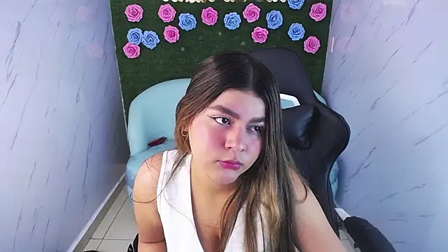 emmalee 01a online show from 02.28.25