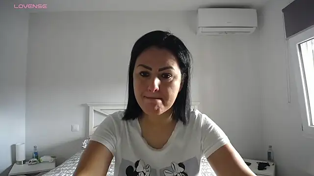 Sofiiaa Cooper online show from 02.05.26