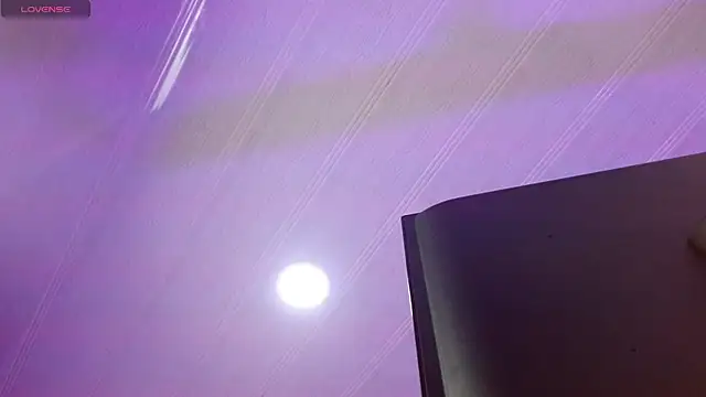 Aurora blossom   online show from 01.04.25