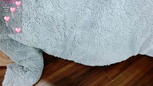 Aurora blossom   online show from 01.29.25