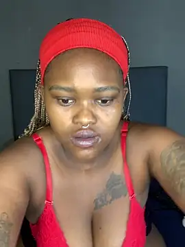 Snapshot of ThickPearlx23 chatting on 04.22.26 ThickPearlx23 online show from 04.22.26