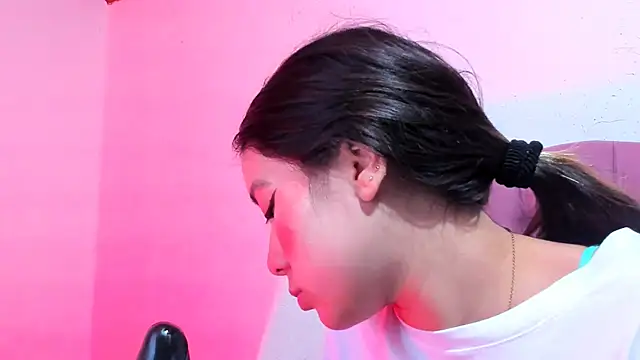 teffy lee online show from 12.12.24