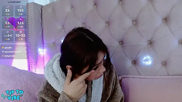 Maddy 14 online show from 12.13.24