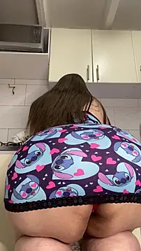 Snapshot of Chloee_ep chatting on 02.14.26 Chloee ep online show from 02.14.26