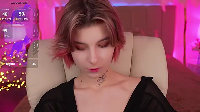 HaylaAmber online show from 12.13.24