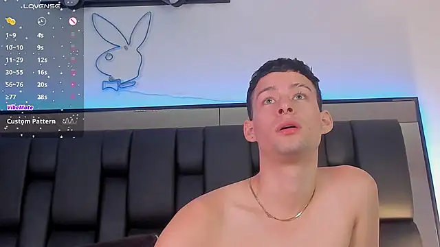 Snapshot of JadeSmiith_ chatting on 01.27.25 JadeSmiith online show from 01.27.25