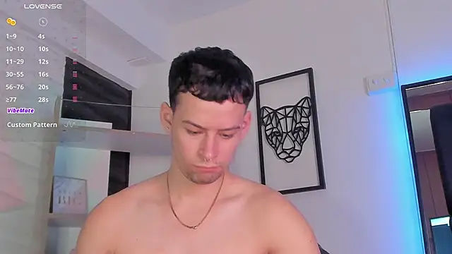 Snapshot of JadeSmiith_ chatting on 02.19.25 JadeSmiith online show from 02.19.25