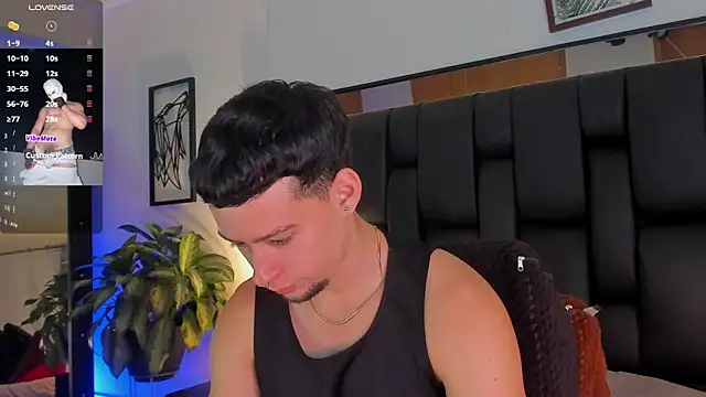 Snapshot of JadeSmiith_ chatting on 09.27.25 JadeSmiith online show from 09.27.25