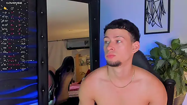 Snapshot of JadeSmiith_ chatting on 11.11.25 JadeSmiith online show from 11.11.25