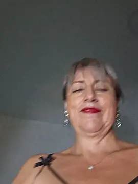 almaluna7 online show from 10.19.25