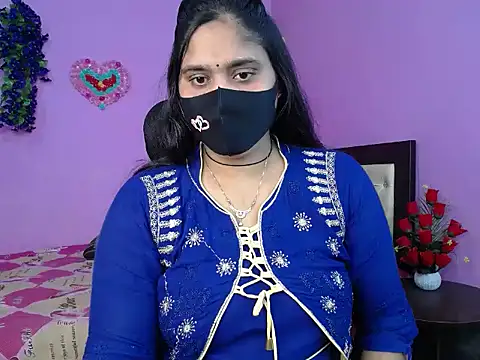 Hot Maleka online show from 03.14.26