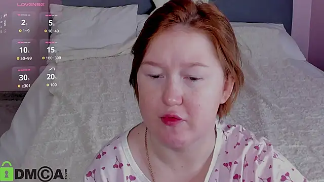 Snapshot of Sara_Robinson chatting on 11.18.25 Sara Robinson online show from 11.18.25