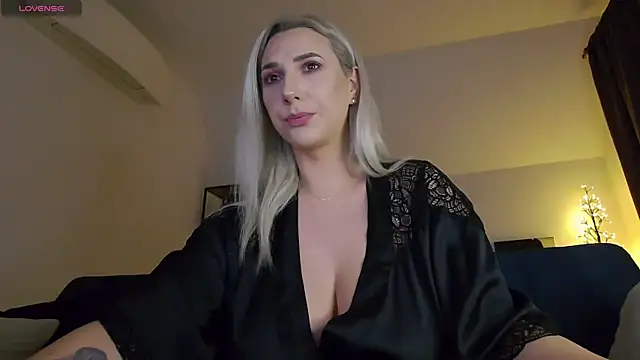 KhloeK online show from 12.05.25