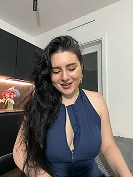 Snapshot of Evelyn___Sweet chatting on 05.20.26 Evelyn Sweet online show from 05.20.26