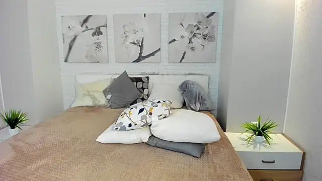 Snapshot of Tiffanyhunt chatting on 01.21.25 Tiffanyhunt online show from 01.21.25