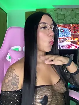 Tamara Roberts1 online show from 12.13.24