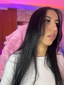 Tamara Roberts1 online show from 02.14.26