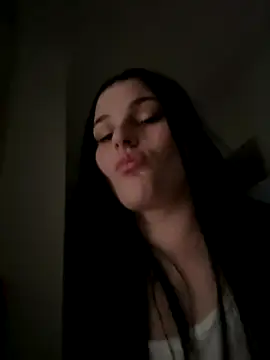 ximena01  online show from 11.24.25