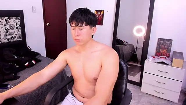 Snapshot of setsuna10 chatting on 03.08.25 setsuna10 online show from 03.08.25